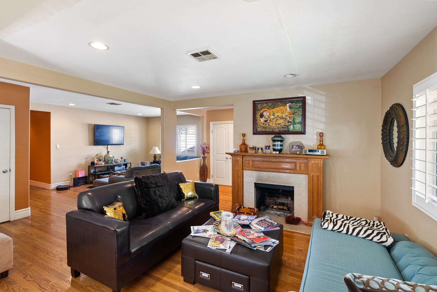 5543 Buffalo Avenue, photo 4